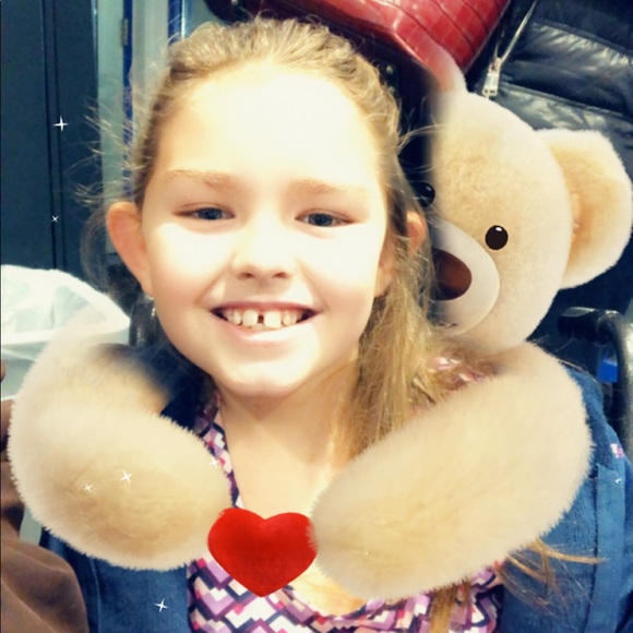 Meet your Posher, Kelli - Picture 2 of 16